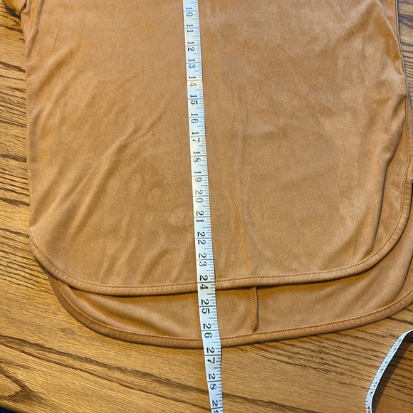 Cupio small gold knit top - Picture 4 of 5